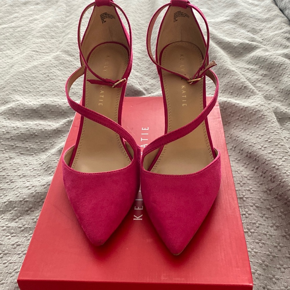 Sexy fusia shade heels